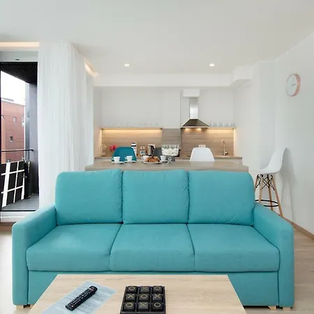 8era Business Executive Rotermanni