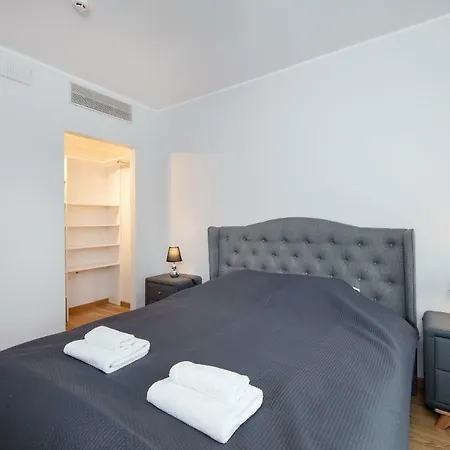 8era Business Executive Rotermanni Apartmán *